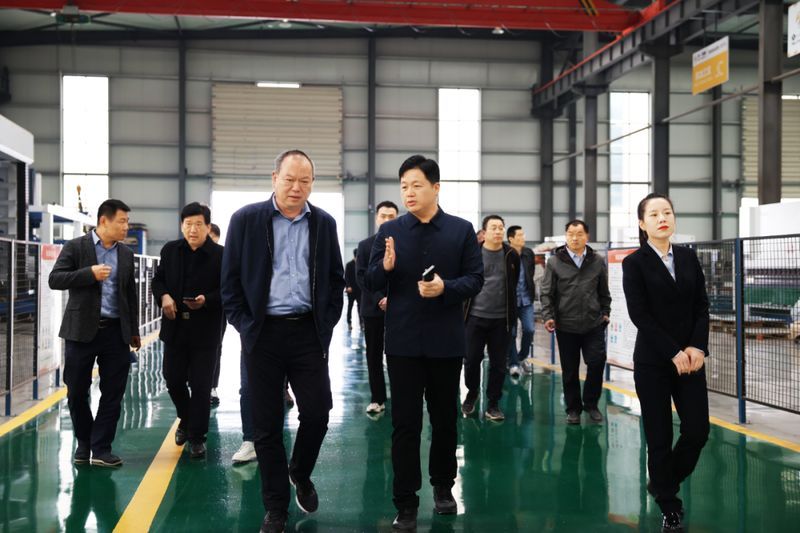 卓一簡訊|熱烈歡迎河南省農(nóng)業(yè)農(nóng)村廳領(lǐng)導(dǎo)團蒞臨卓一牧業(yè)參觀考察！